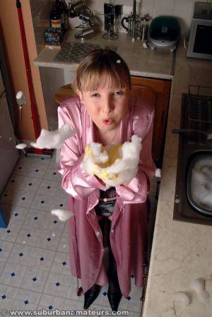 Original 683 px/ 1024 px