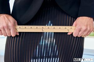 Original 2999 px/ 2000 px