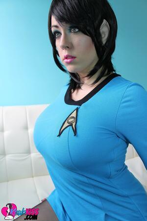 Original 3266 px/ 4899 px