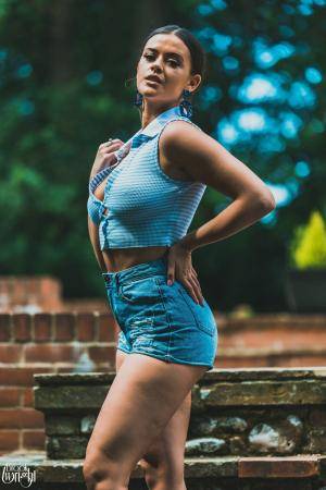 Original 3000 px/ 4500 px