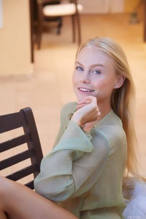 Original 1440 px/ 2160 px