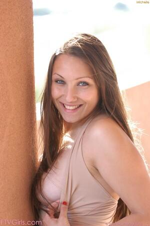 Original 700 px/ 1052 px